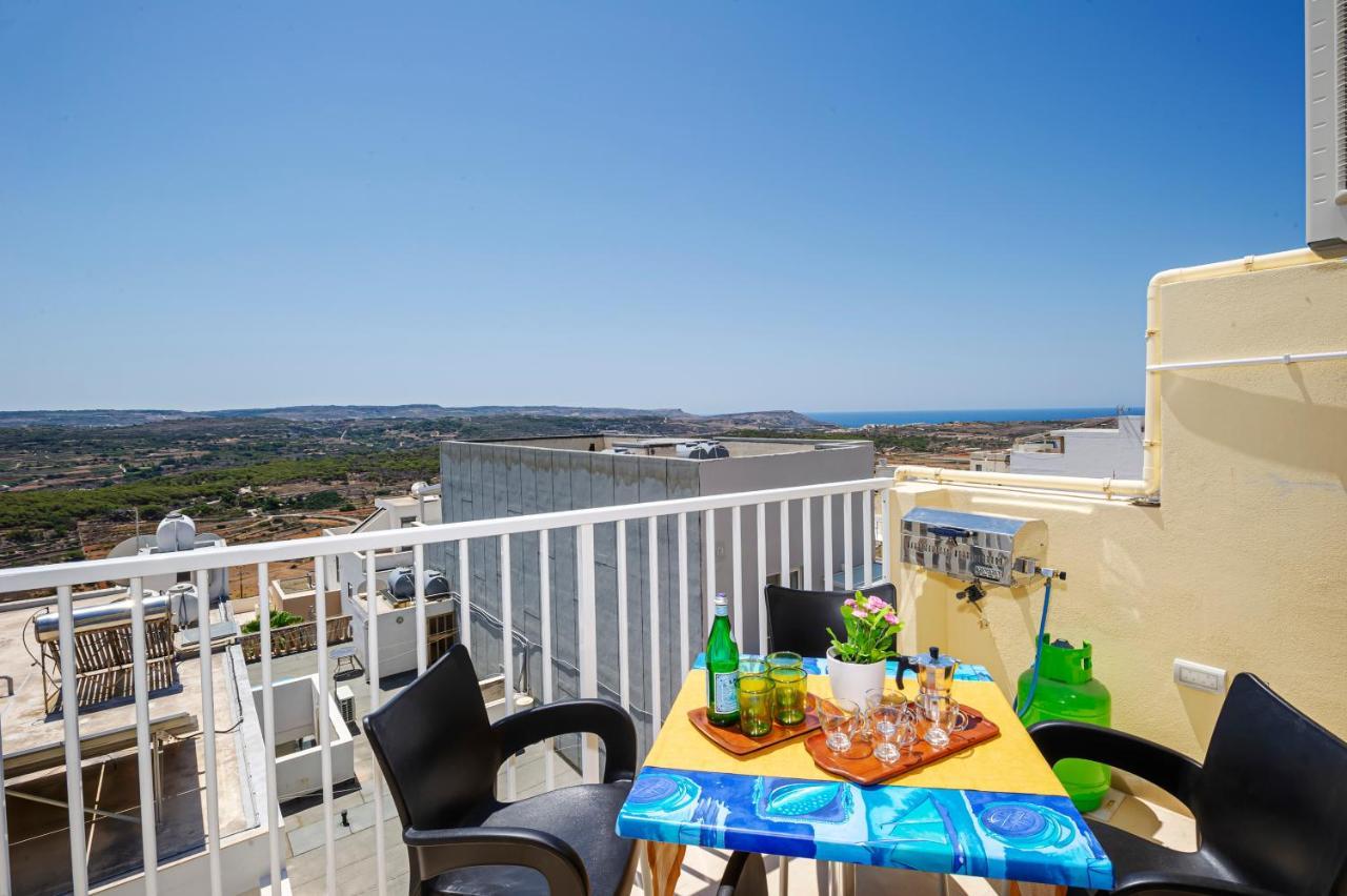 Summer Breeze Apartment With Panoramic Terrace - By Getawaysmalta Mellieħa Buitenkant foto