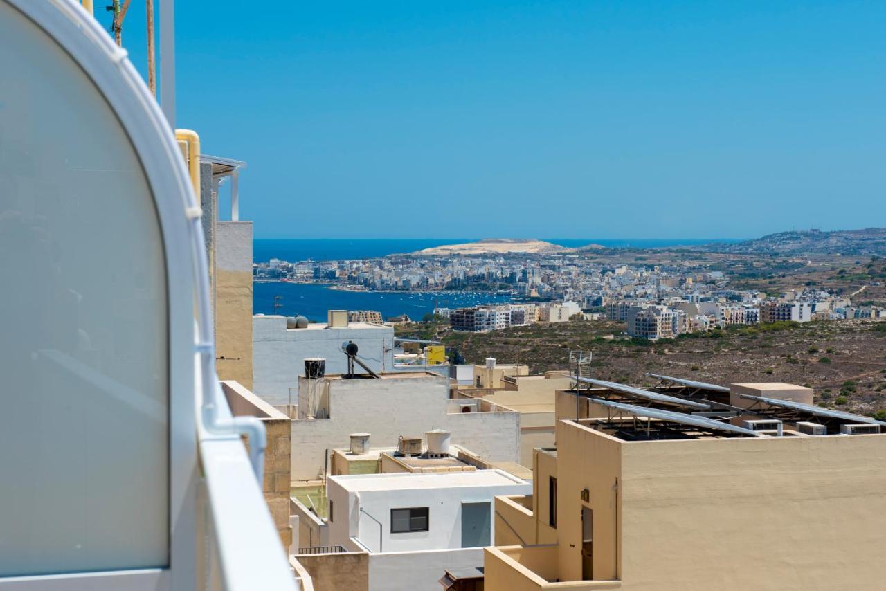 Summer Breeze Apartment With Panoramic Terrace - By Getawaysmalta Mellieħa Buitenkant foto