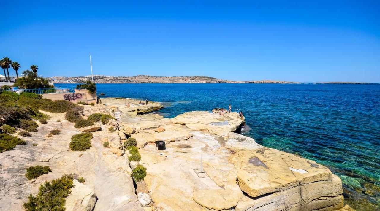 Summer Breeze Apartment With Panoramic Terrace - By Getawaysmalta Mellieħa Buitenkant foto